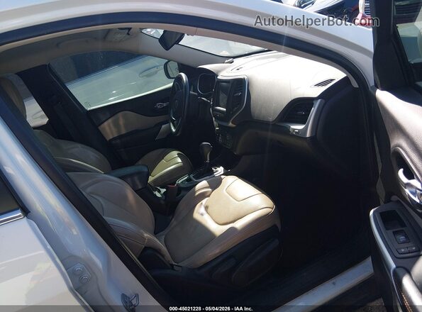 1C4PJLDB2HW641409 2017 JEEP CHEROKEE White Вид салону спереду