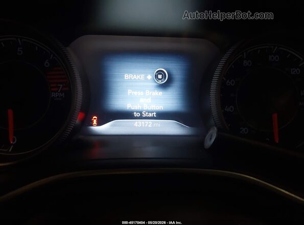 1C4PJLDB5KD111583 2019 JEEP CHEROKEE White Widok tylnych siedzeń