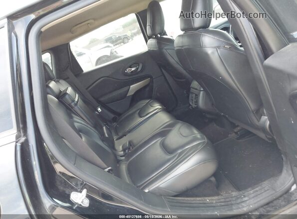 1C4PJLDB7JD568278 2018 JEEP CHEROKEE Black Widok naklejki z numerem VIN