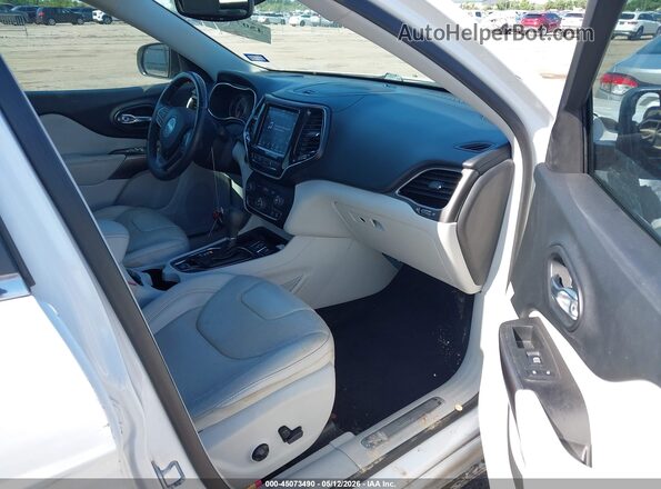 1C4PJLJX5KD285833 2019 JEEP CHEROKEE White Widok wnętrza z przodu