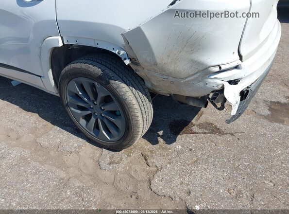 1C4PJLJX5KD285833 2019 JEEP CHEROKEE White Widok z przodu