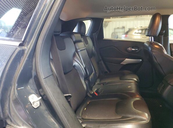 1C4PJLLB5JD590930 2018 JEEP CHEROKEE Gray Rear interior view