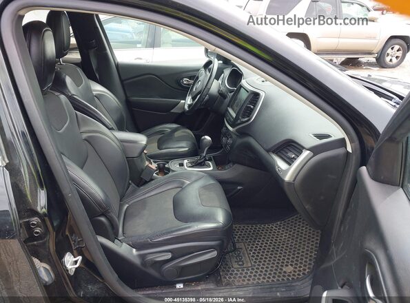 1C4PJLLBXJD539083 2018 JEEP CHEROKEE Черный Вид салона спереди