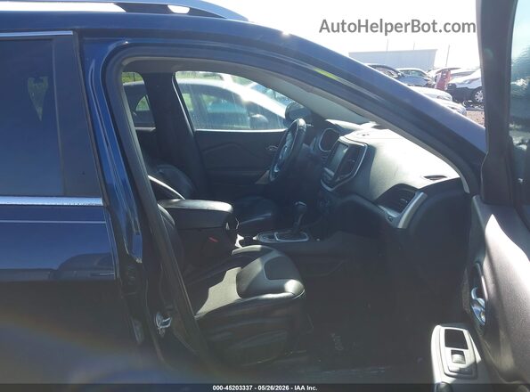 1C4PJLLBXJD607852 2018 JEEP CHEROKEE Blue წინა სალონის ხედი