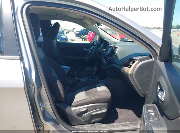1C4PJMAB6GW202822 2016 JEEP CHEROKEE Silver Vista interior delantera