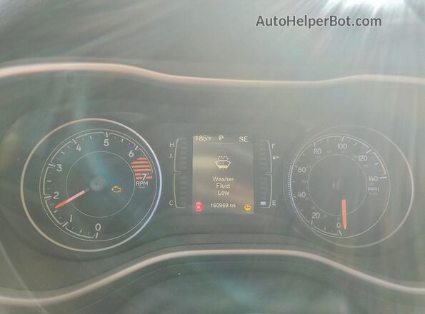 1C4PJMABXHW569840 2017 JEEP CHEROKEE White 