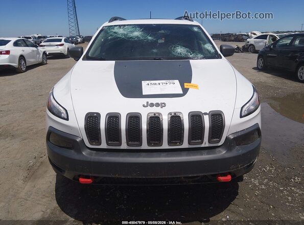1C4PJMBB6JD550699 2018 JEEP CHEROKEE White Vista del cuadro de instrumentos