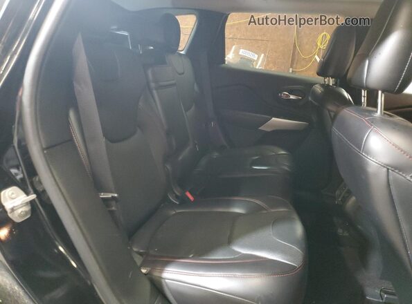 1C4PJMBS4HW629027 2017 JEEP CHEROKEE Black 