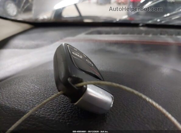 1C4PJMBS5HW612088 2017 JEEP CHEROKEE Gray Dashboard view