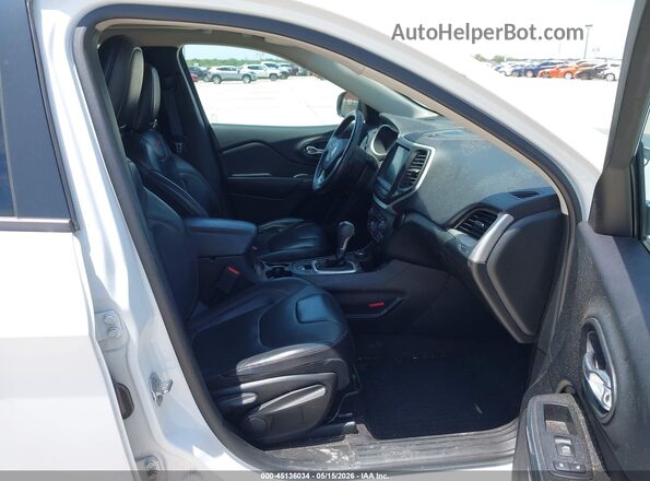1C4PJMBS6HW506457 2017 JEEP CHEROKEE White Սալոնի դիմացի տեսք