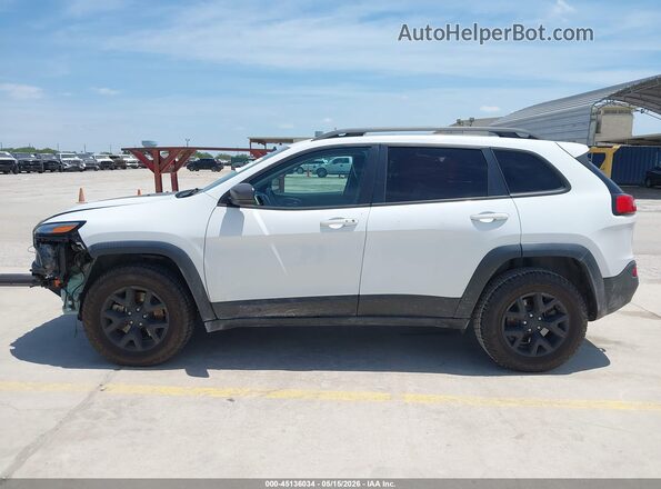 1C4PJMBS6HW506457 2017 JEEP CHEROKEE White 