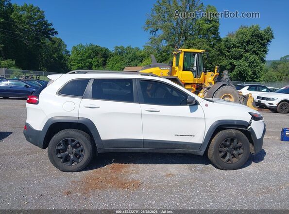1C4PJMBS8GW145361 2016 JEEP CHEROKEE White Սալոնի 360 աստիճան տեսք