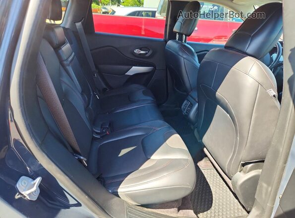 1C4PJMBSXHW583476 2017 JEEP CHEROKEE Charcoal 
