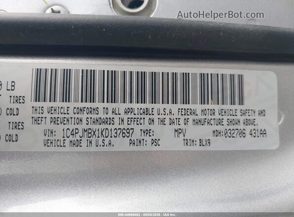 1C4PJMBX1KD137697 2019 JEEP CHEROKEE Gray Engine compartment view