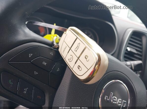 1C4PJMBX1KD398523 2019 JEEP CHEROKEE Gray Առջևի վահանակի տեսք