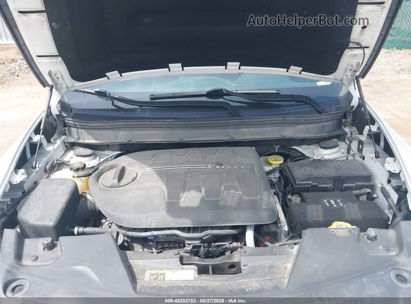 1C4PJMBX3JD547092 2018 JEEP CHEROKEE White Rear view