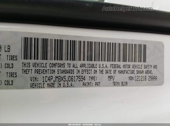 1C4PJMBX5JD617594 2018 JEEP CHEROKEE White Vista del compartimento del motor