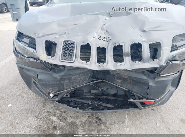 1C4PJMBX7KD224892 2019 JEEP CHEROKEE Gray Դիմացի տեսք