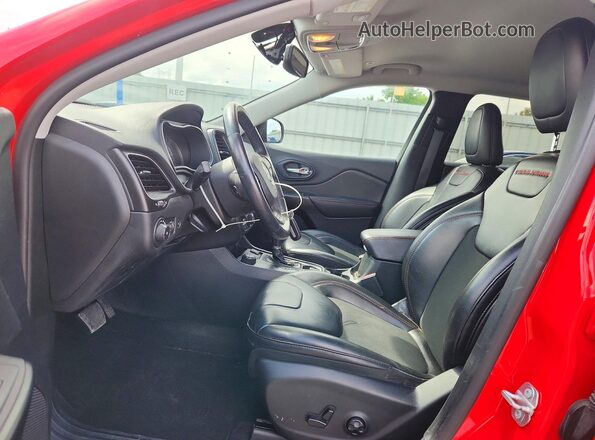 1C4PJMBX8KD280548 2019 JEEP CHEROKEE Red 