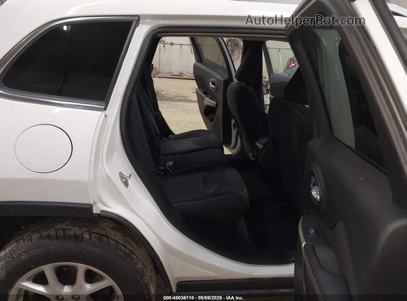 1C4PJMCB2HW582756 2017 JEEP CHEROKEE White 
