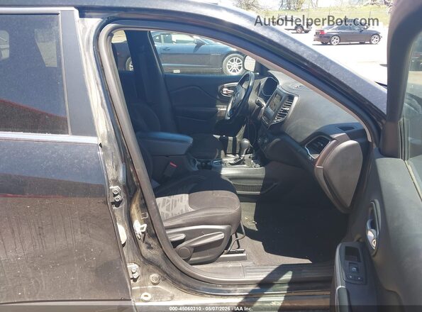 1C4PJMCB4KD406794 2019 JEEP CHEROKEE Black Вид салону спереду