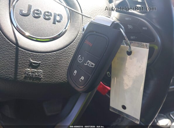 1C4PJMCB4KD406794 2019 JEEP CHEROKEE Black Вид панелі приладів