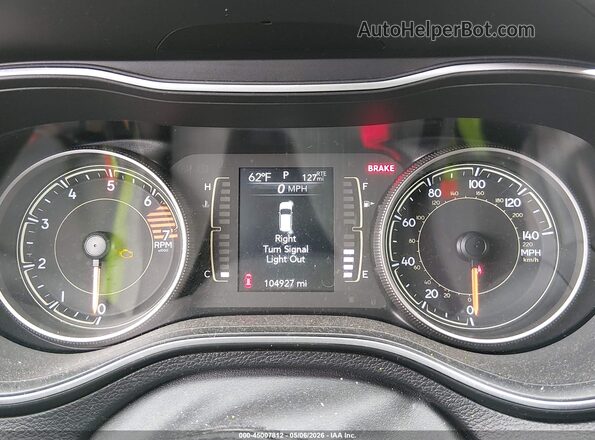 1C4PJMCB6KD232002 2019 JEEP CHEROKEE Red Հետևի նստատեղերի տեսք