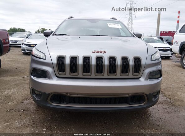 1C4PJMCB7GW277686 2016 JEEP CHEROKEE Silver Սարքավորումների վահանակի տեսք