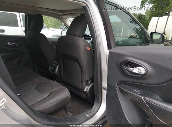 1C4PJMCB7GW277686 2016 JEEP CHEROKEE Silver VIN կոդի պիտակի տեսք