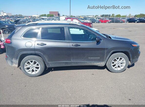 1C4PJMCB7HW543841 2017 JEEP CHEROKEE Gray Vista interior trasera