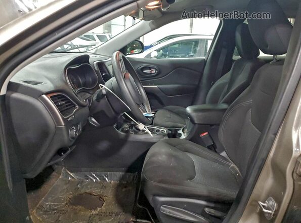 1C4PJMCB8KD423906 2019 JEEP CHEROKEE Brown 