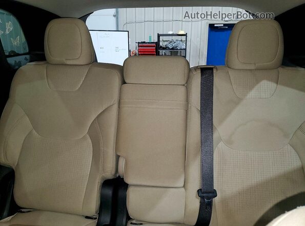 1C4PJMCS0GW148169 2016 JEEP CHEROKEE Red უკანა სავარძლების ხედი