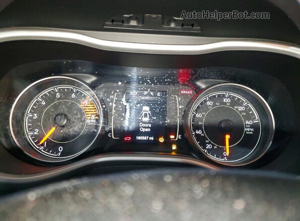 1C4PJMCS0GW148169 2016 JEEP CHEROKEE Red ხელსაწყოთა პანელის ხედი