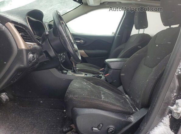 1C4PJMCS0HW567947 2017 JEEP CHEROKEE Charcoal Вид салону спереду