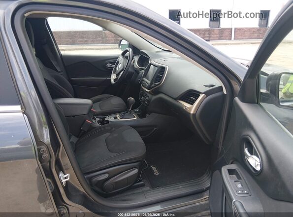 1C4PJMCS4GW331669 2016 JEEP CHEROKEE Серый Вид салона спереди