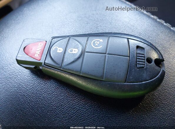 1C4PJMCS7HW608879 2017 JEEP CHEROKEE Blue Вид панелі приладів