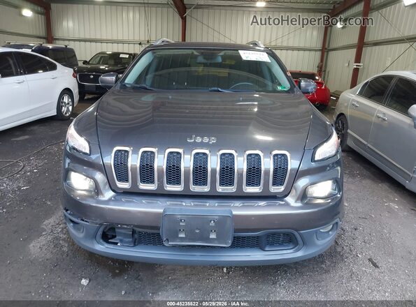 1C4PJMCS7HW608879 2017 JEEP CHEROKEE Blue Вид щитка приладів