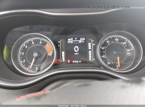 1C4PJMCX3KD251036 2019 JEEP CHEROKEE White უკანა სავარძლების ხედი