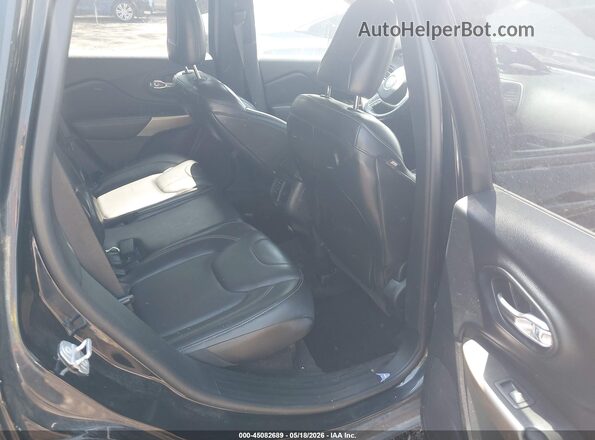 1C4PJMDB1JD619425 2018 JEEP CHEROKEE Black VIN կոդի պիտակի տեսք