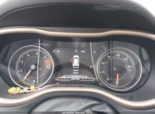 1C4PJMDB2HW636877 2017 JEEP CHEROKEE Black Հետևի նստատեղերի տեսք