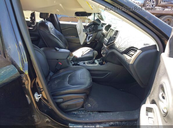 1C4PJMDBXHW515398 2017 JEEP CHEROKEE Black Widok wnętrza z przodu