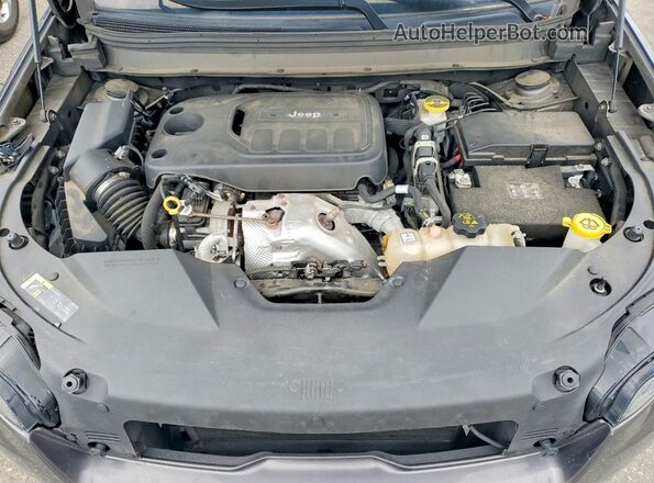 1C4PJMDN5KD150707 2019 JEEP CHEROKEE Silver 