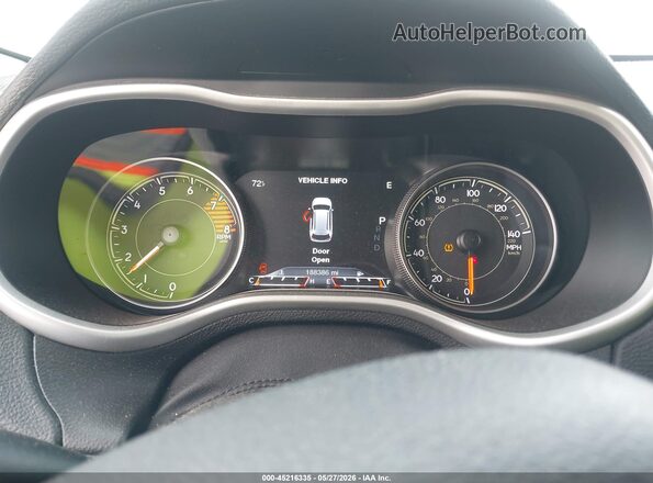 1C4PJMDS0GW103697 2016 JEEP CHEROKEE White Vista de los asientos traseros