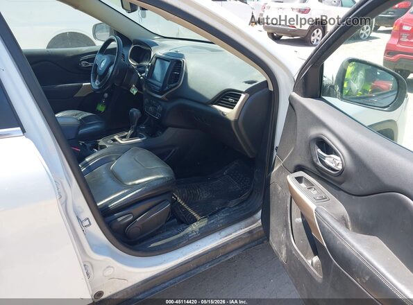 1C4PJMDS1HW620847 2017 JEEP CHEROKEE Белый 
