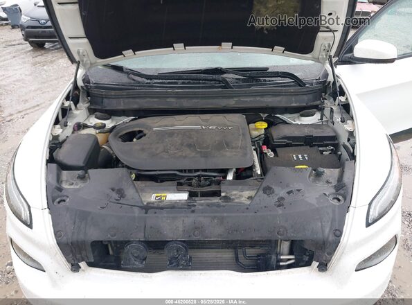 1C4PJMDS4HW588265 2017 JEEP CHEROKEE White Rear view
