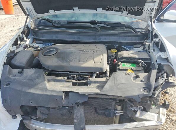 1C4PJMDS4HW596737 2017 JEEP CHEROKEE Белый Вид задней части салона