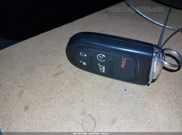 1C4PJMDX5LD544498 2020 JEEP CHEROKEE Black Առջևի վահանակի տեսք