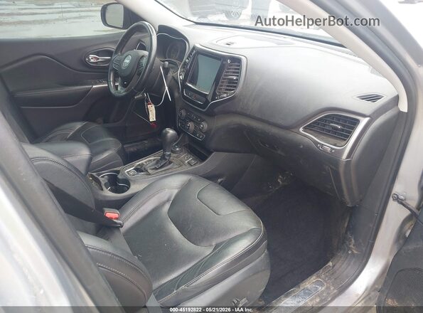 1C4PJMDX7KD138771 2019 JEEP CHEROKEE Gray წინა სალონის ხედი