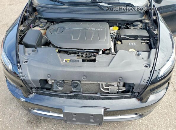 1C4PJMDX8JD610183 2018 JEEP CHEROKEE Черный 