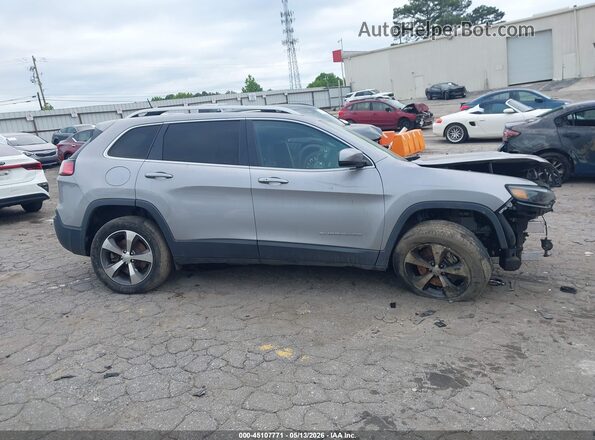 1C4PJMDX9LD626489 2020 JEEP CHEROKEE Silver Вид задньої частини салону